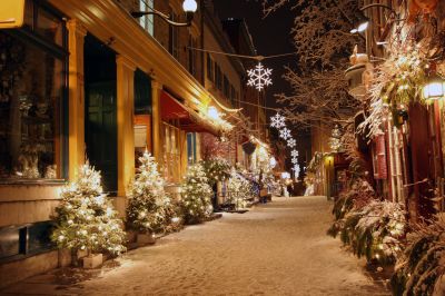 Holiday Lights Hanging in Olathe, KS
