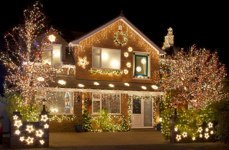 Holiday Lights Installation in Overland Park, KS